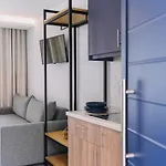 Blue Stone Luxury 3* يميناريا