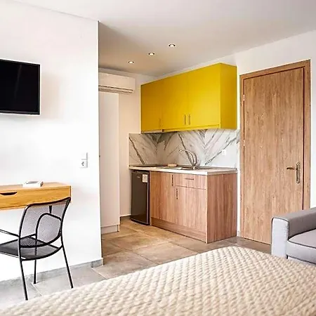 Blue Stone Luxury Apartahotel 3*