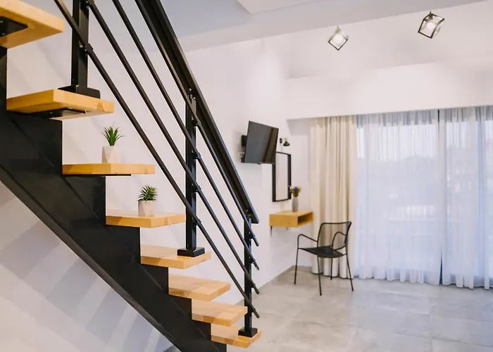 Blue Stone Luxury 公寓式酒店 利迈纳里亚