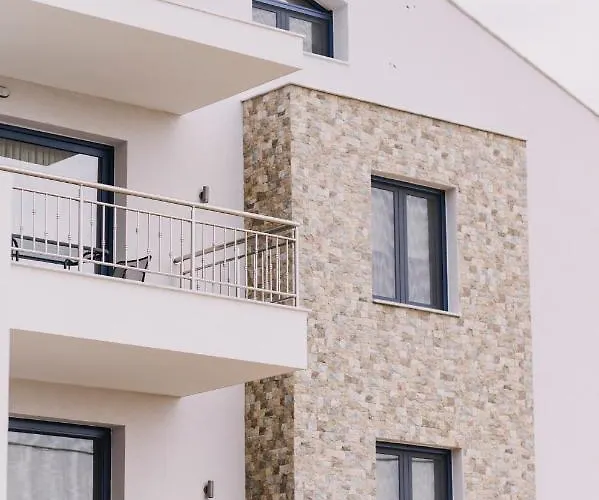 Blue Stone Luxury
