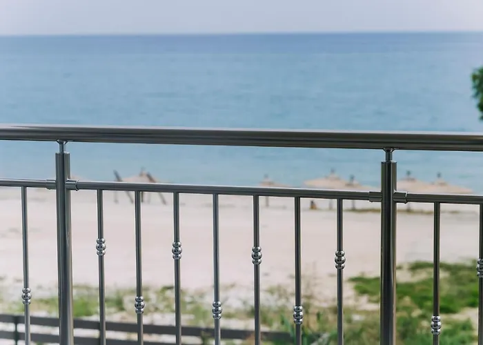 Blue Stone Luxury Aparthotel 3*